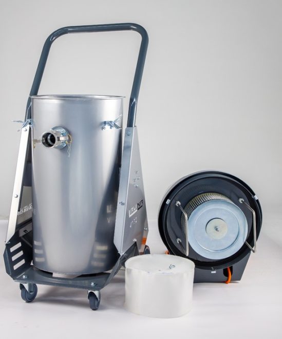 V16E slurry vacuum with hydrophobic filter