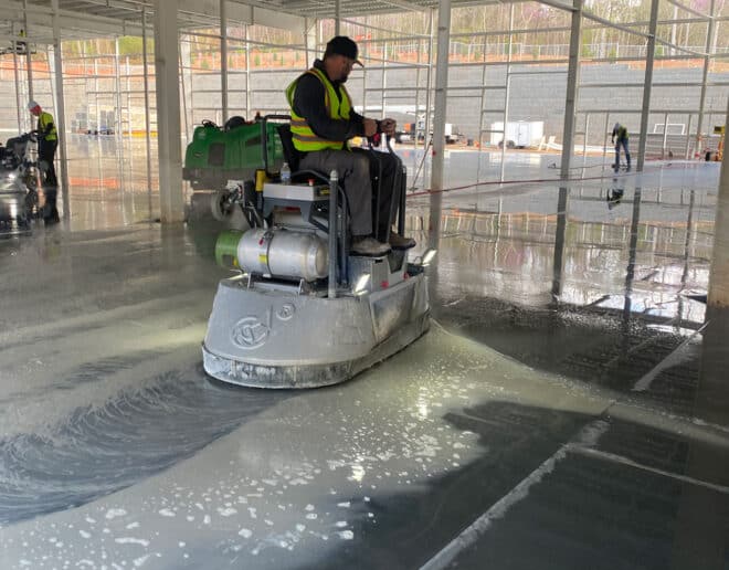 LP36GE Power Trowel - Image 14